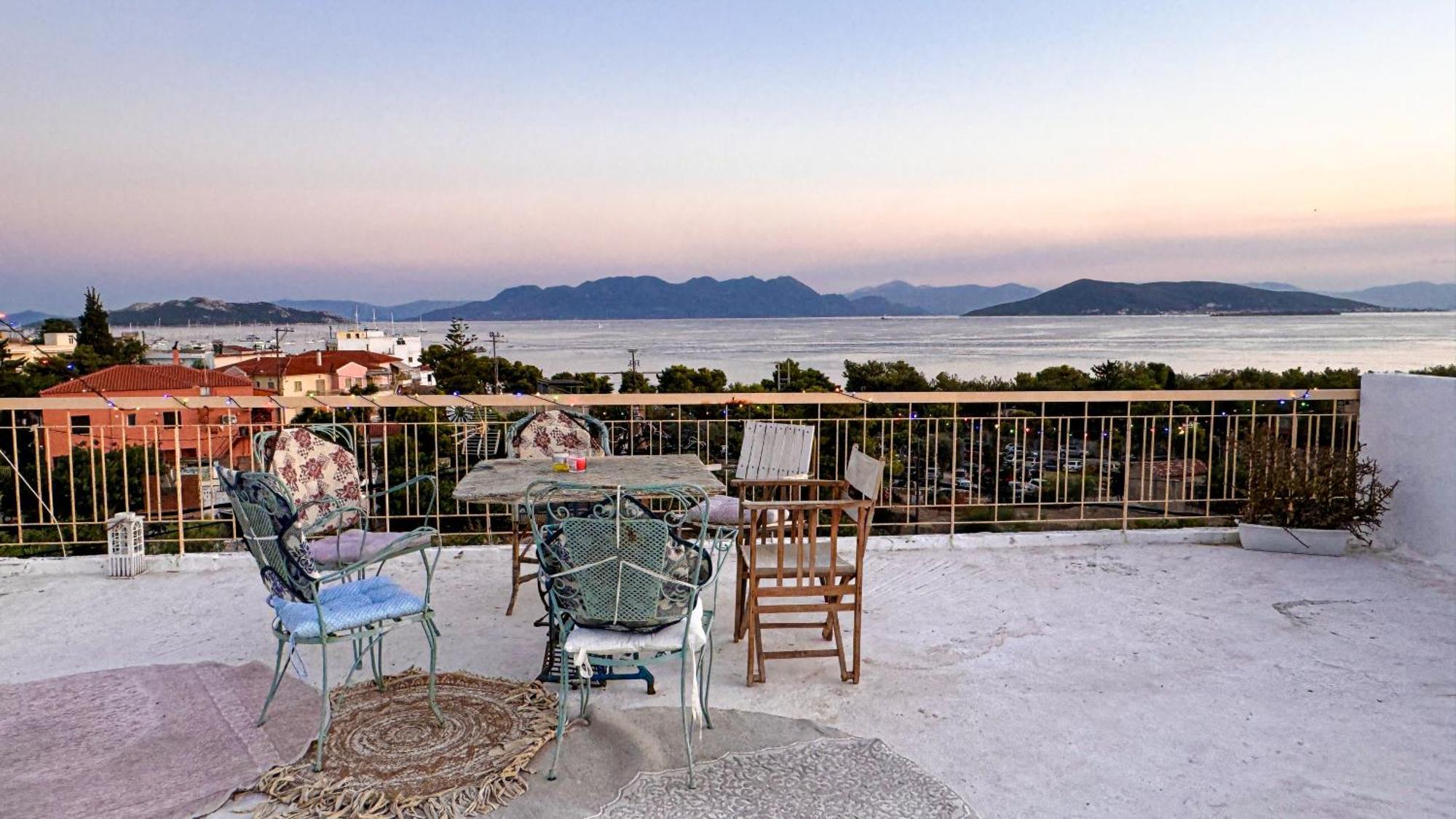 Appartement Vue Sur Mer Soul Family, Egine Aegina Екстер'єр фото